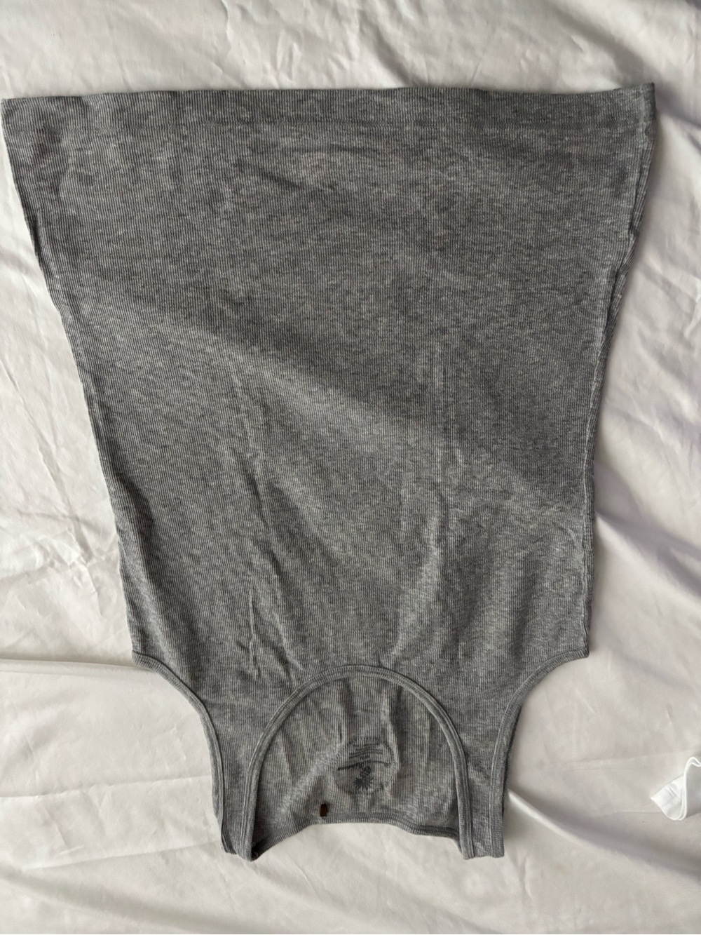 Classic Gray Ribbed Tank Top - Picture 3 of 4